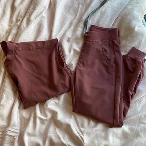 Mauve Figs scrub set